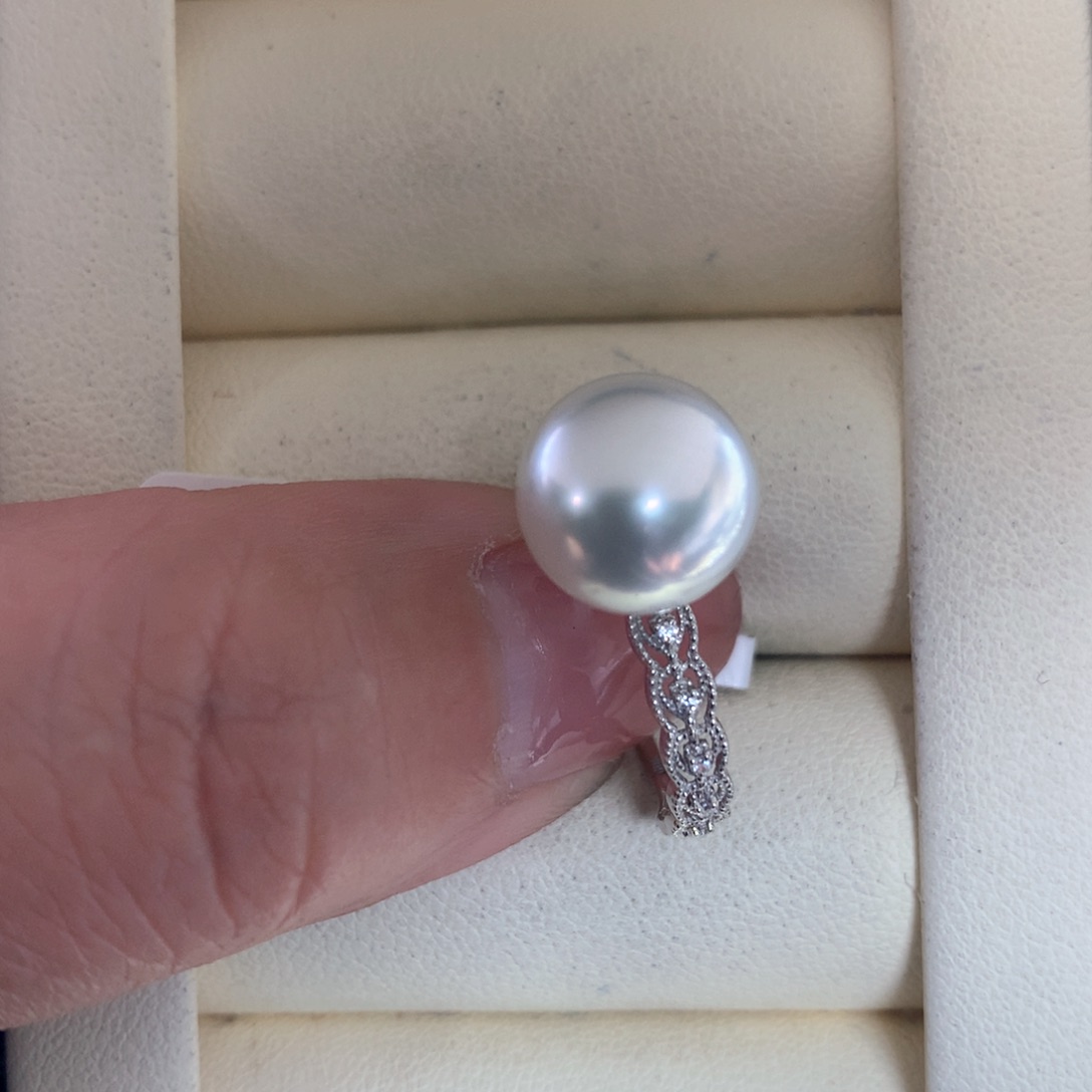 海水珍珠戒指18K金镶嵌