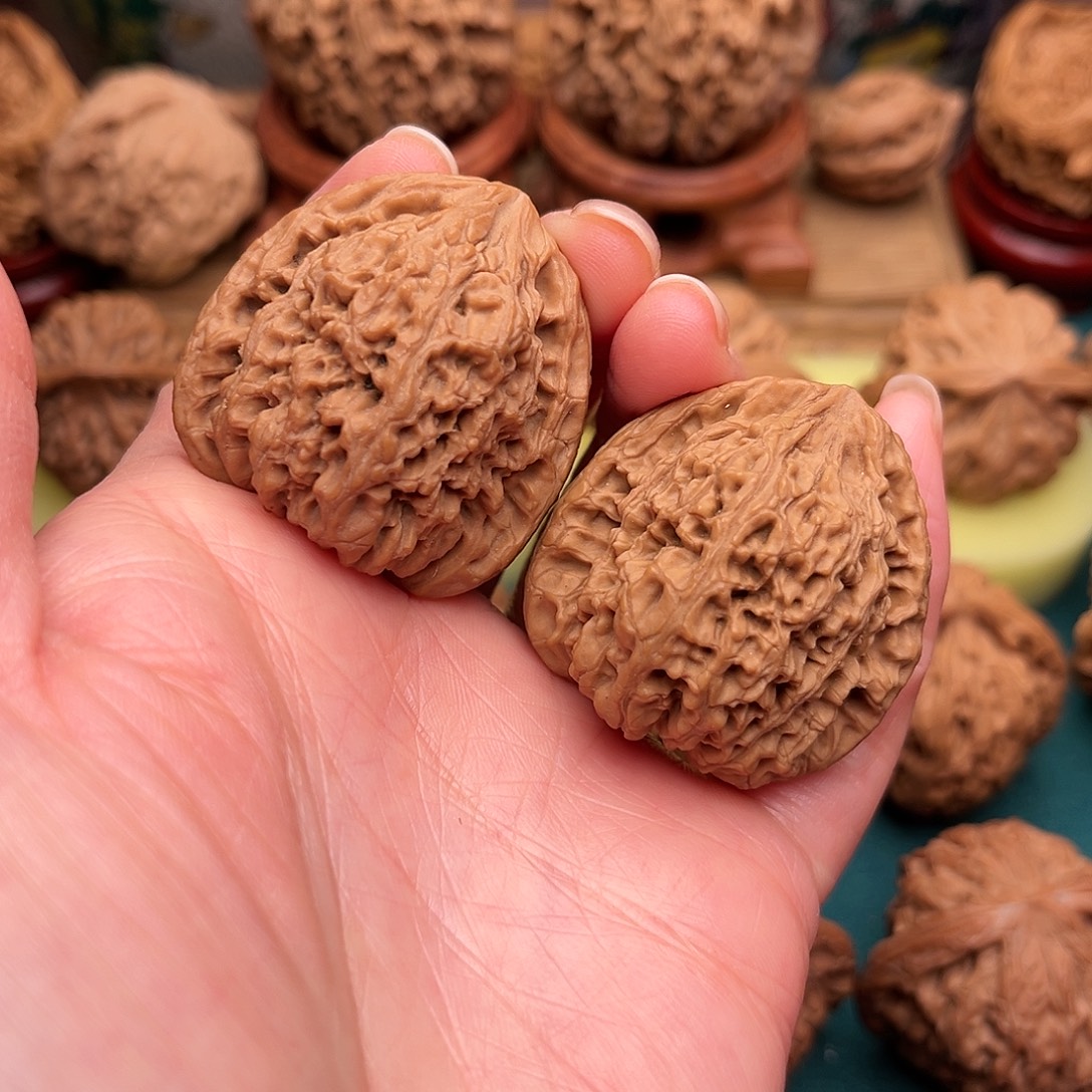 蒸***蒸把件文玩核桃南疆