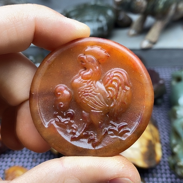 未镶嵌蛇纹石玉颈饰