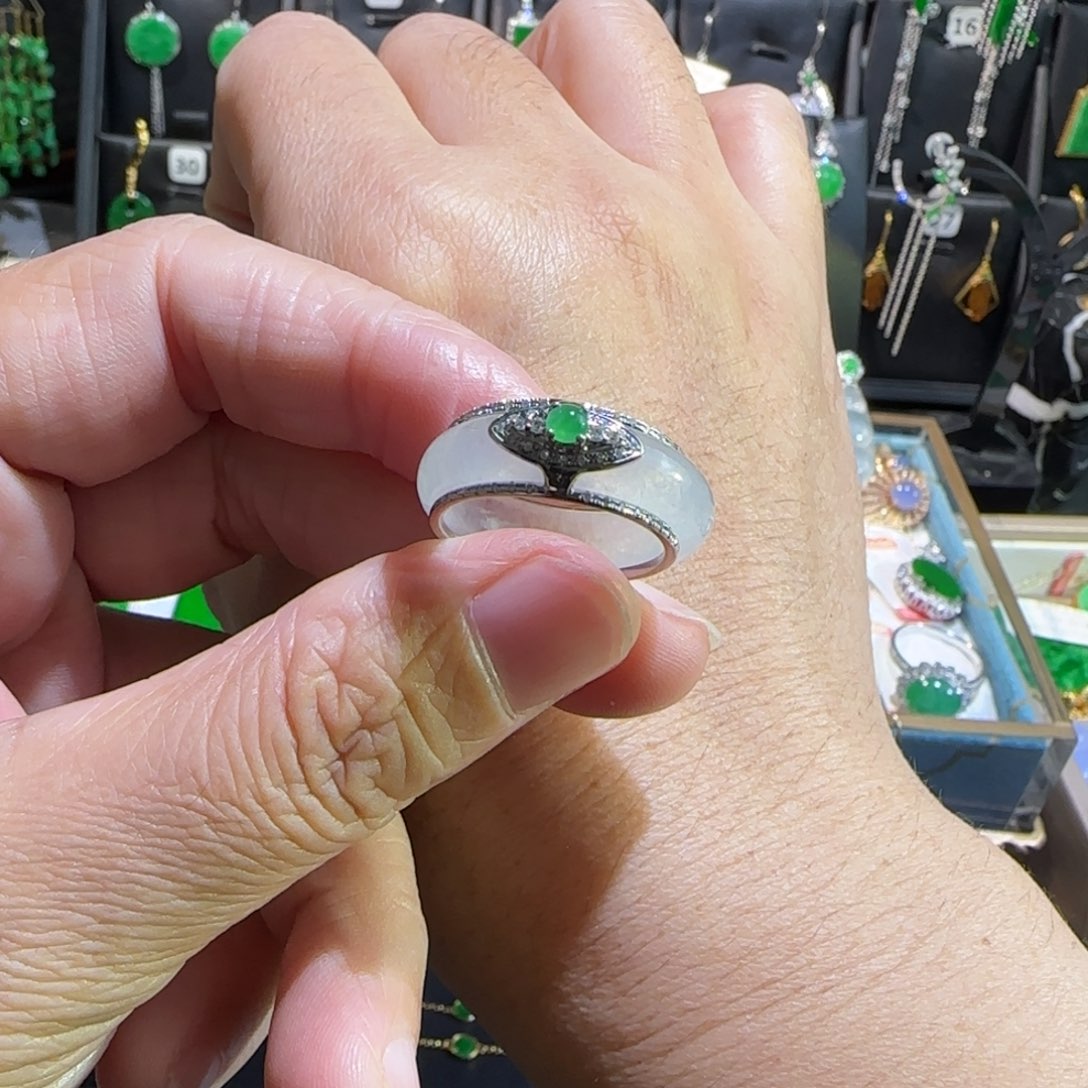 翡翠18K金镶嵌颈饰戒指15-16