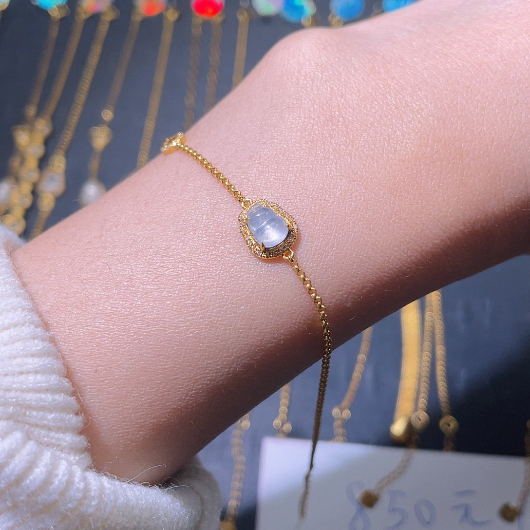 翡翠手链18K金镶嵌小*吖手链