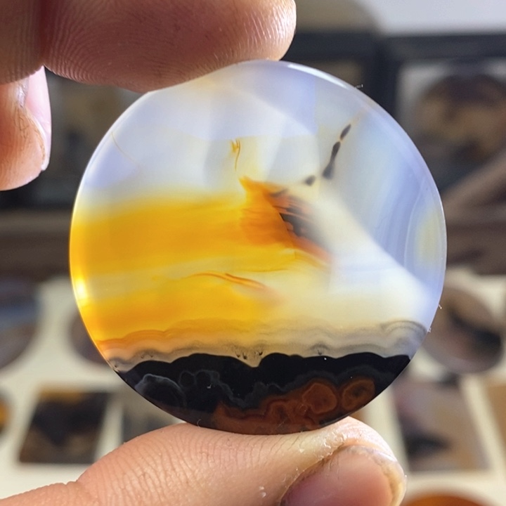 玛瑙/玉髓颈饰未镶嵌