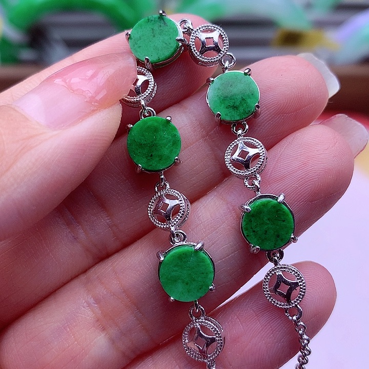 翡翠颈饰银S925镶嵌翡翠