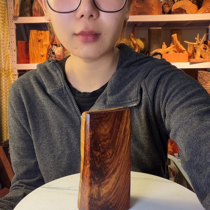 紫檀木类端景台惟*