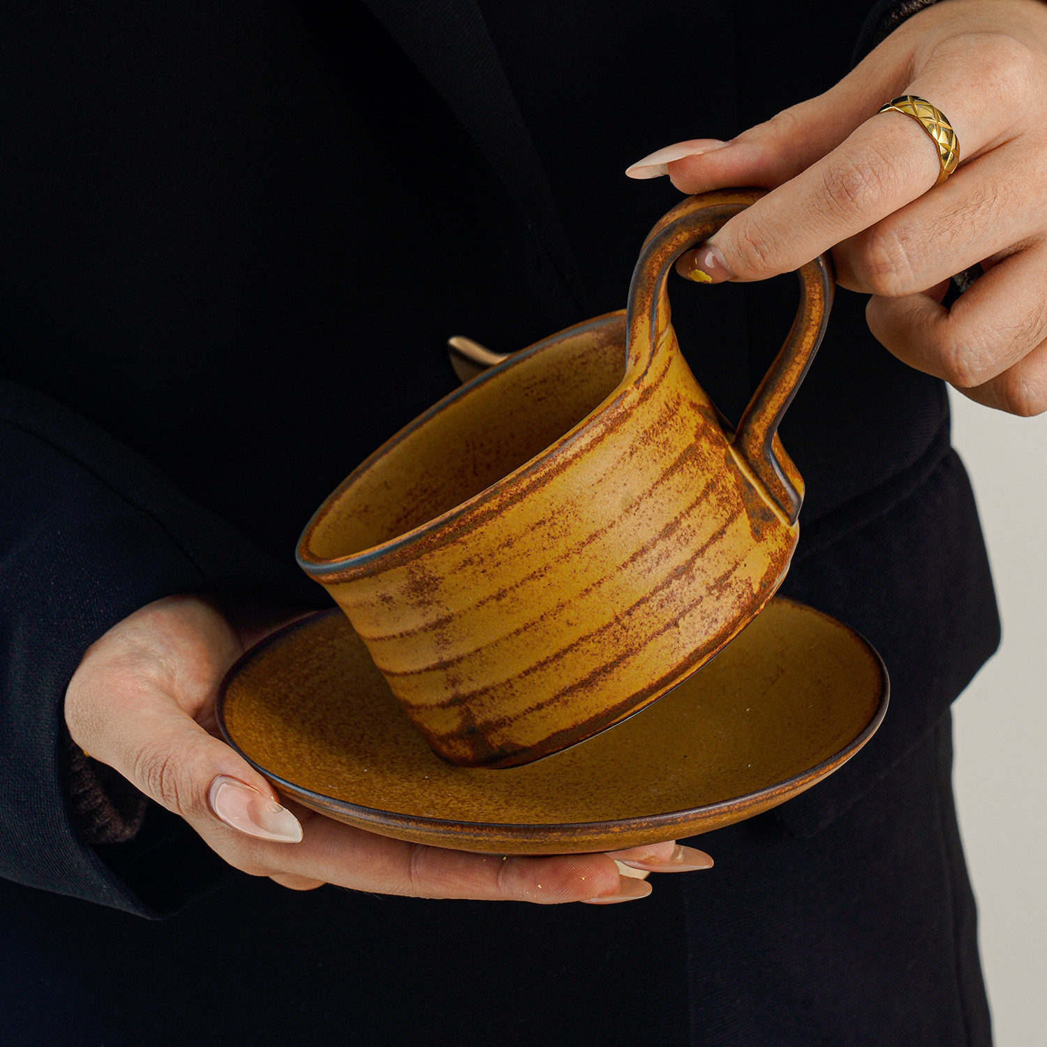 好看的杯子复古茶褐色咖啡杯碟高手柄窑变水杯手工杯陶瓷杯创意杯