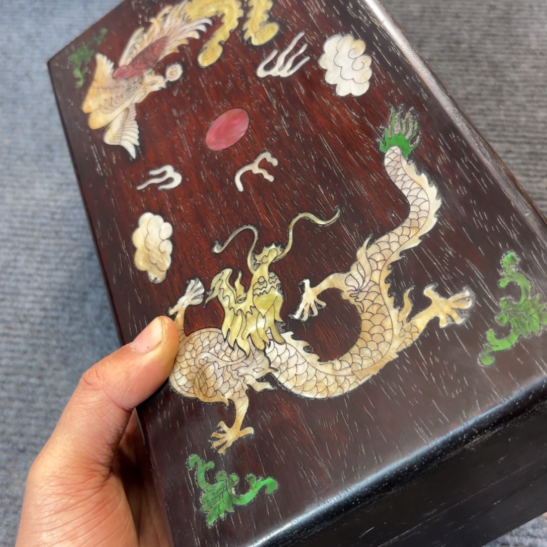 木小叶紫檀独板收纳盒