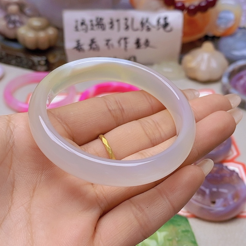 【闪购商品】未镶嵌玛瑙/玉髓珠宝半成品来***步