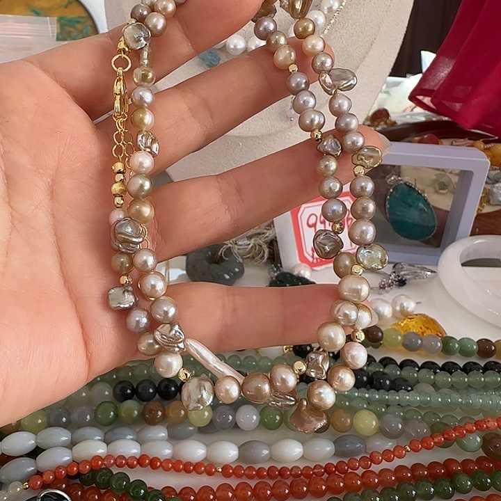 颈饰淡水珍珠未镶嵌极光怪色加花瓣有纹