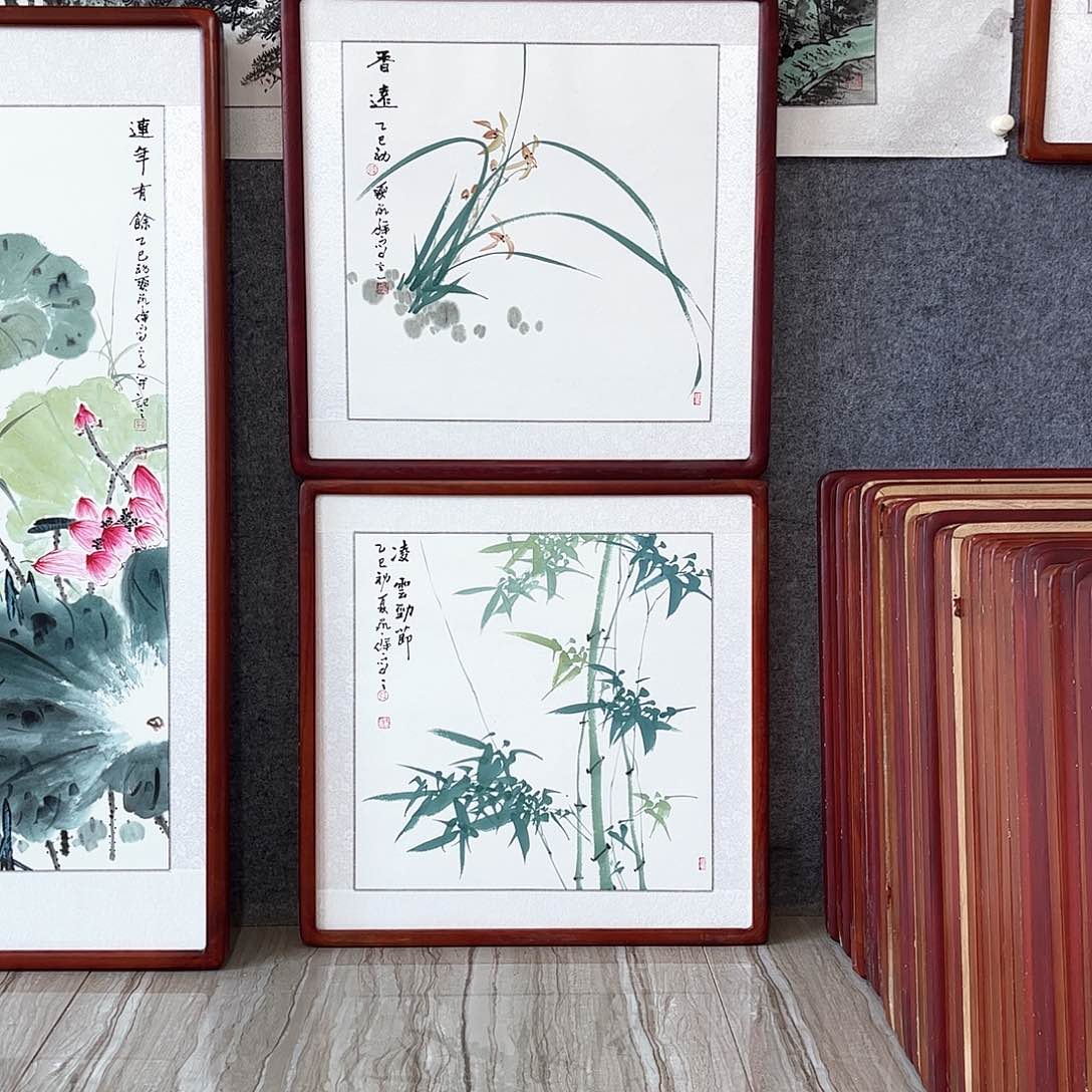 国画书画作品带框63×63厘米