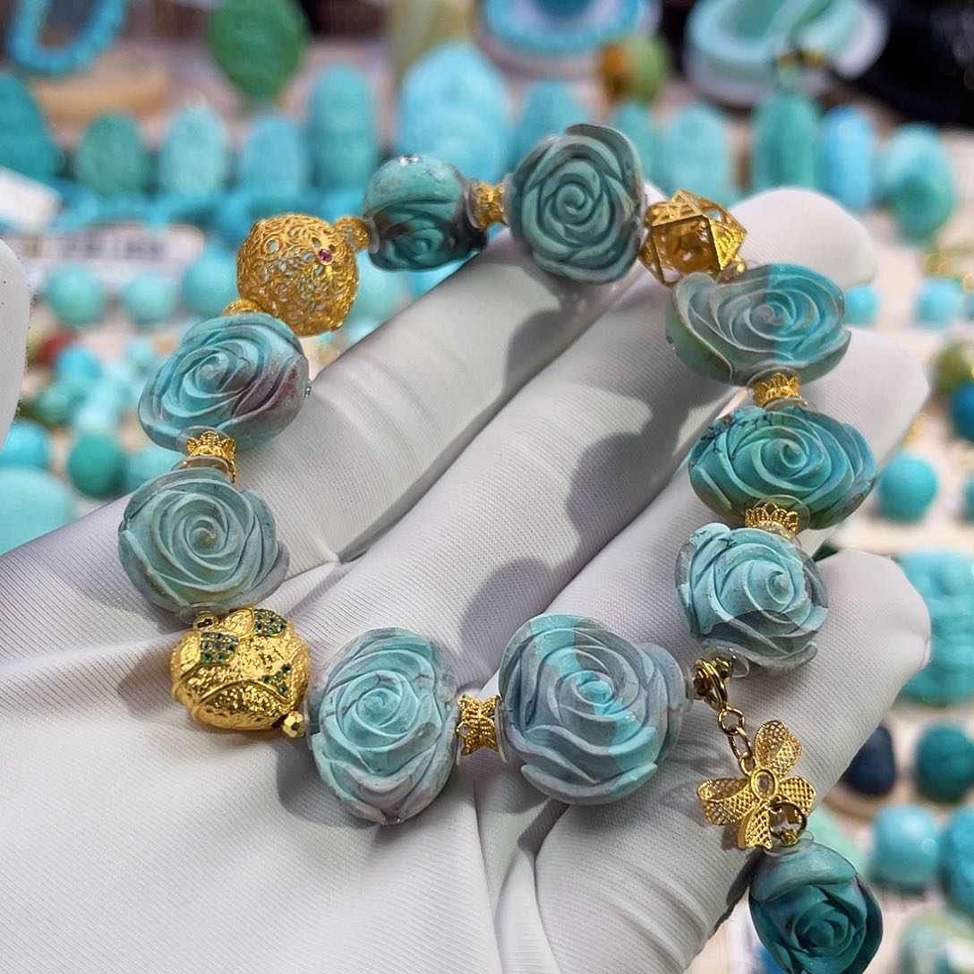 绿松石珠宝奇石18K金镶嵌