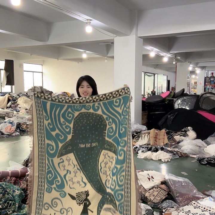 醋酯纤维蓝色金鱼图案盖布