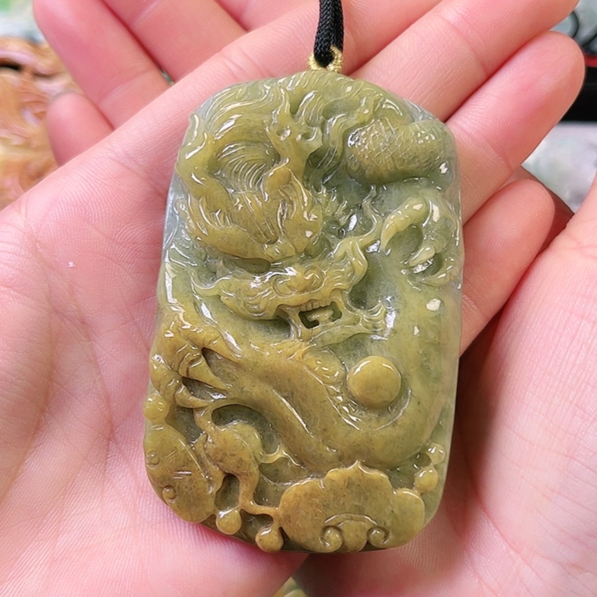 【闪购商品】翡翠颈饰未镶嵌挂件