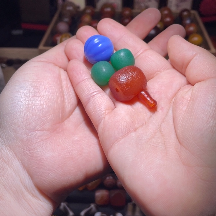 玛瑙/玉髓未镶嵌玛瑙配珠烟***眼