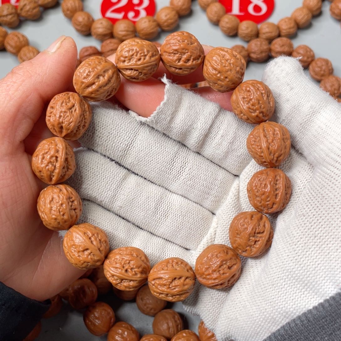 文玩核桃手串珊瑚小八棱16mm