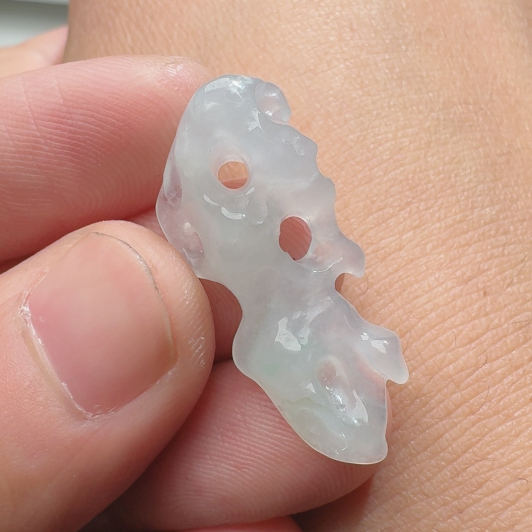 翡翠颈饰未镶嵌天然缅甸翡翠A货随形吊坠