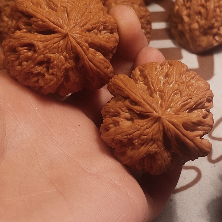 吊坠桃核全品粗筋48