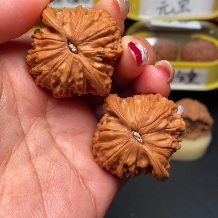 文玩核桃吊坠39山地磨