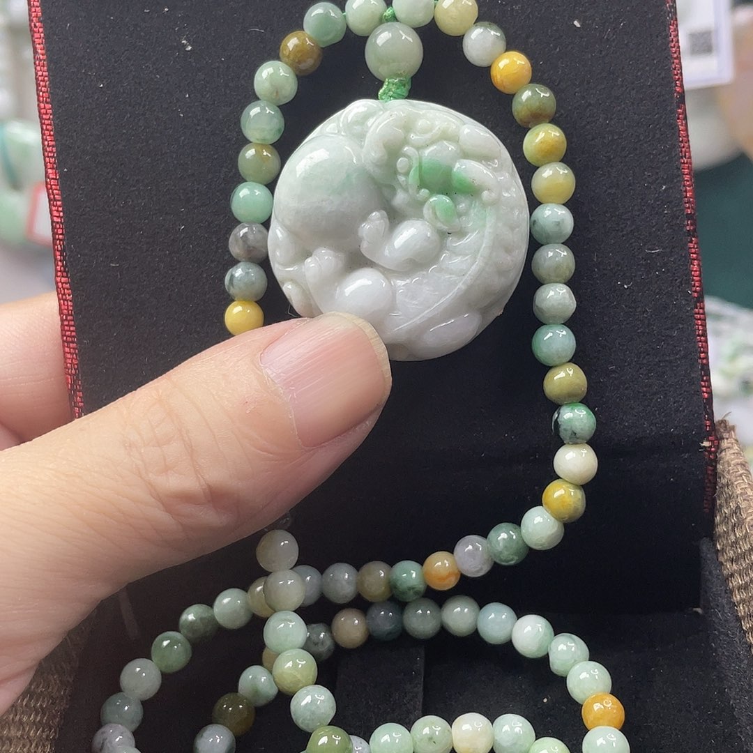 翡翠未镶嵌颈饰毛衣链