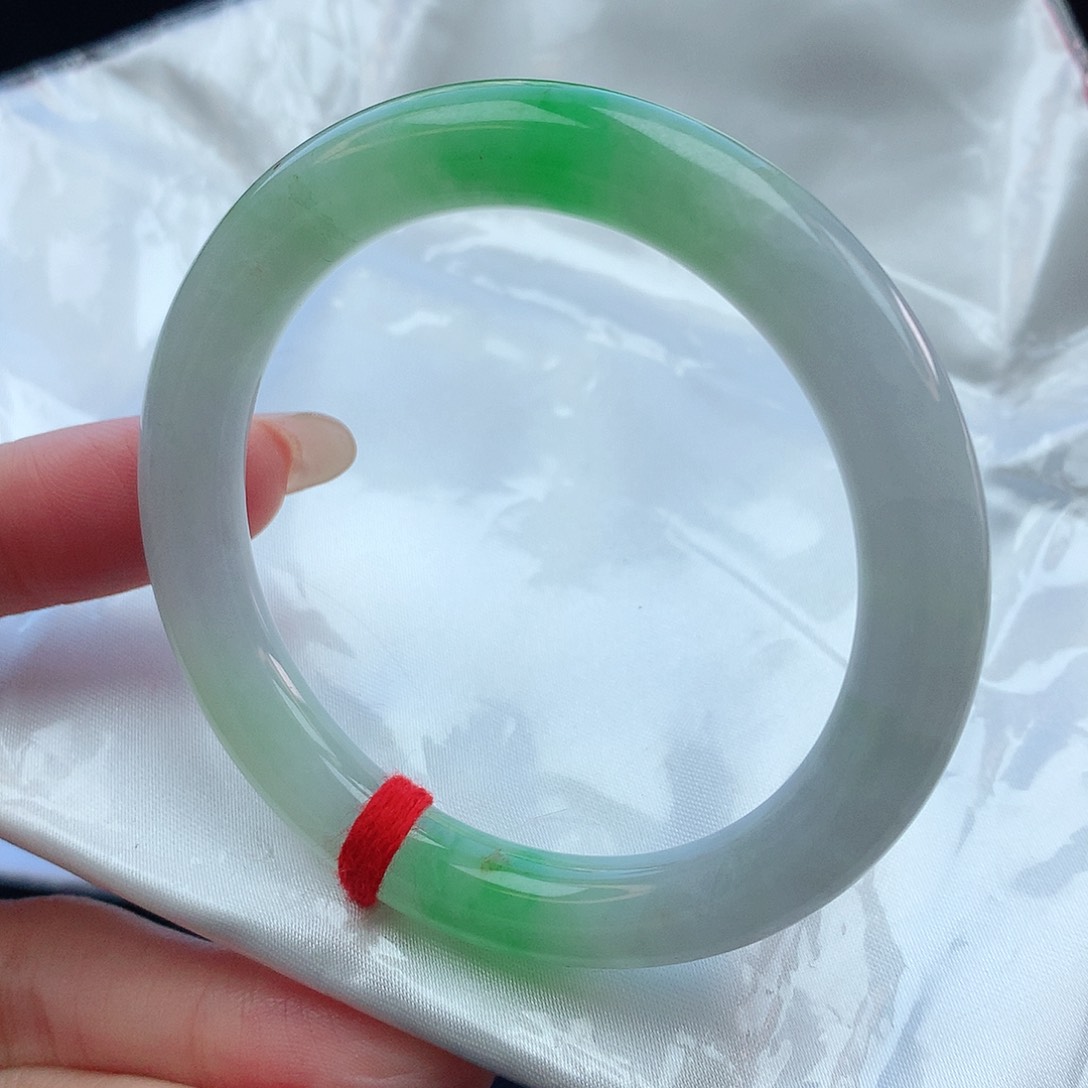 翡翠手镯未镶嵌53圆条882164