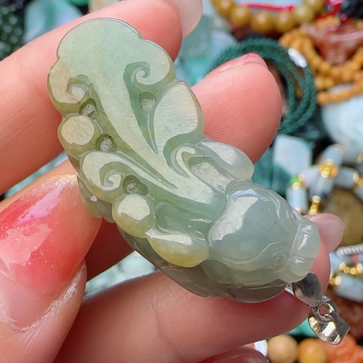 翡翠颈饰未镶嵌天然A货106