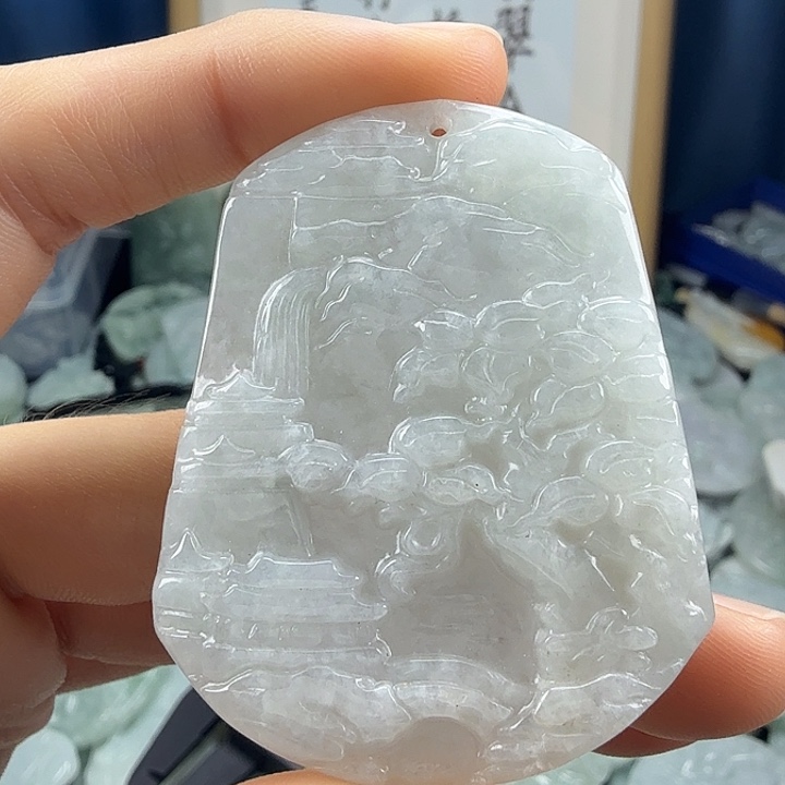 翡翠未镶嵌颈饰翡翠