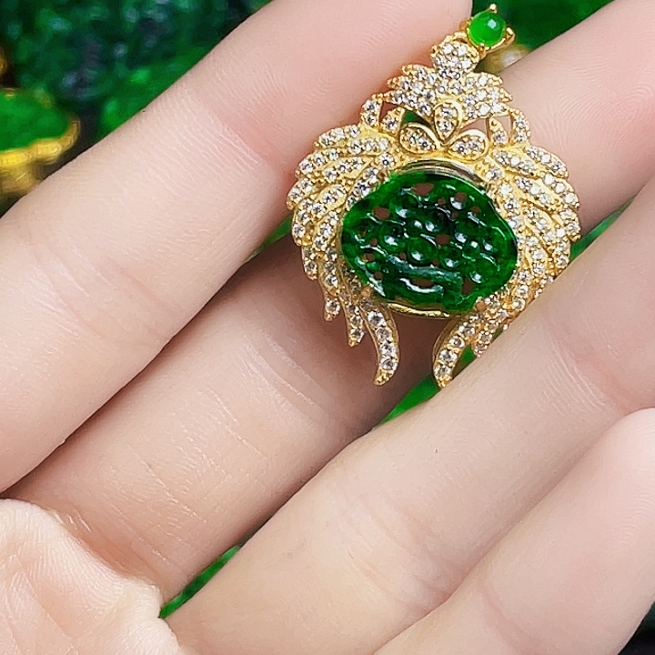 翡翠银S925镶嵌颈饰多样性