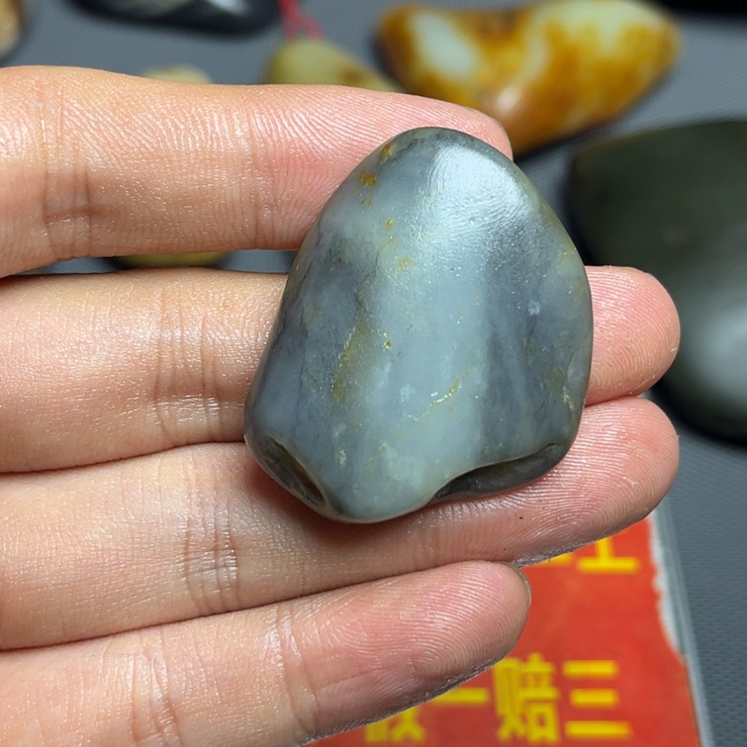 和田玉（子料）未镶嵌珠宝奇石19