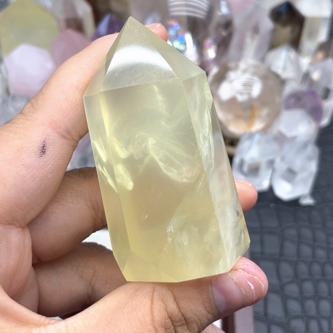 K***L水晶珠宝半成品未镶嵌