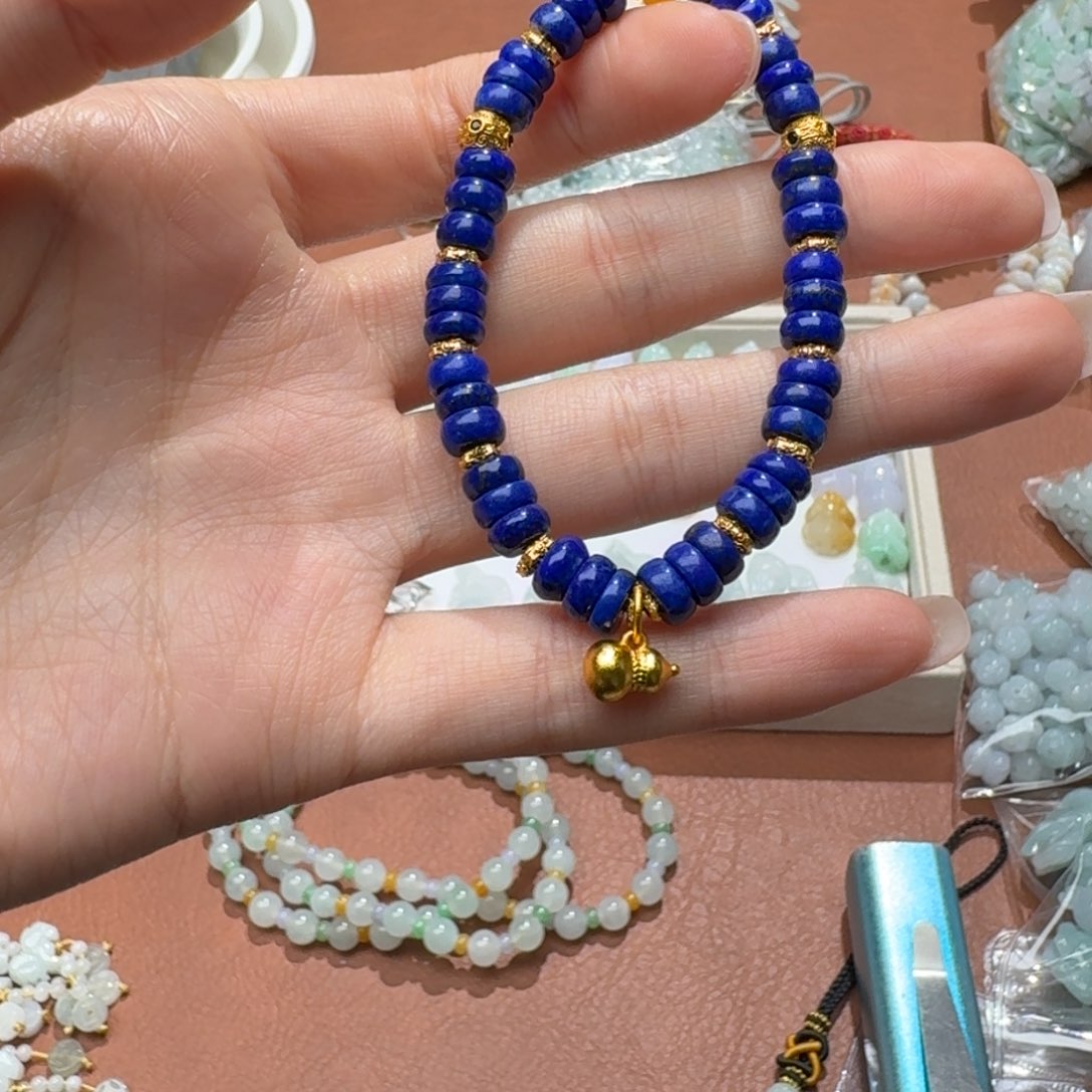 未镶嵌挂件翡翠欣