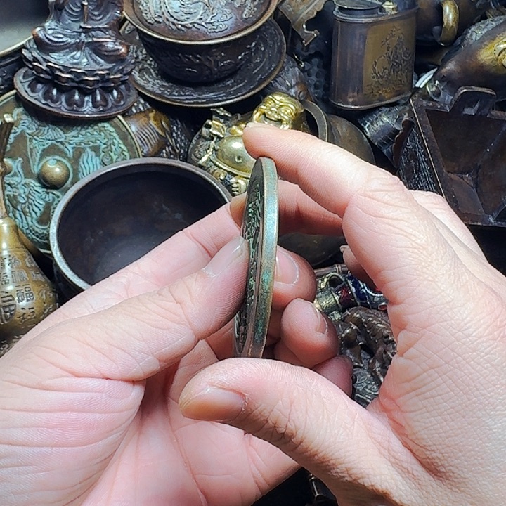 铜器摆件收收藏藏