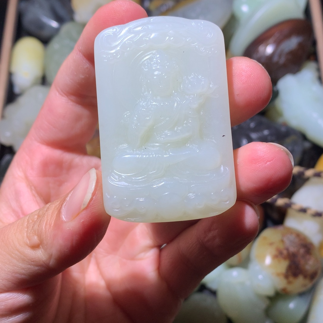 和田玉（糖玉）未镶嵌挂件