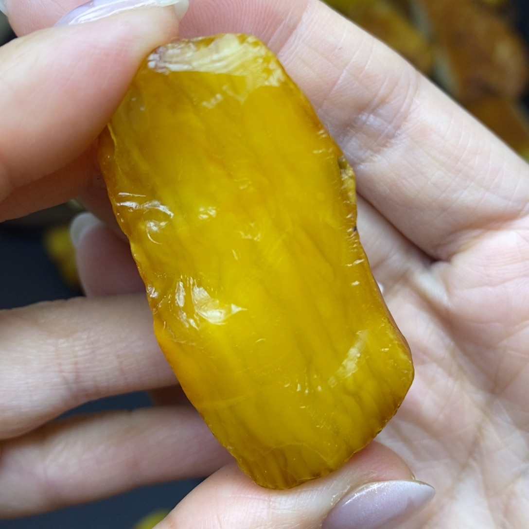 未镶嵌定制蜜蜡胖