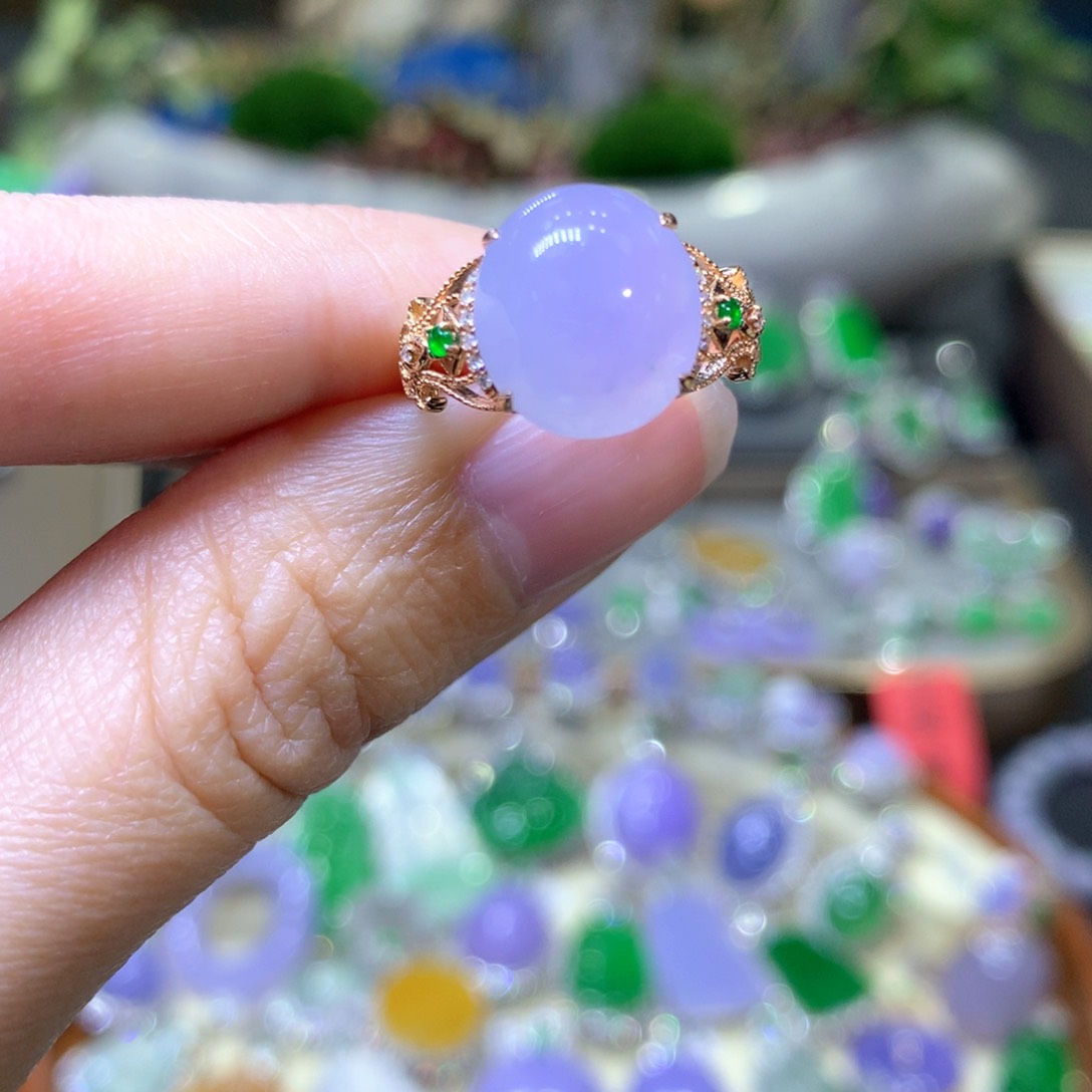 【闪购商品】翡翠颈饰18K金镶嵌翡翠吊坠项链