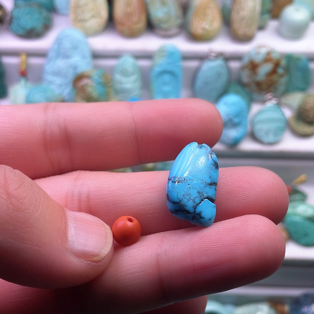 南红玛瑙颈饰未镶嵌