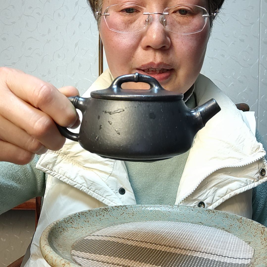 紫砂茶壶石黄宽口石瓢160