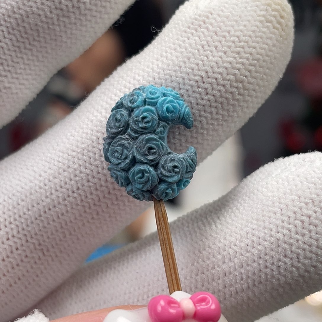 绿松石未镶嵌挂件