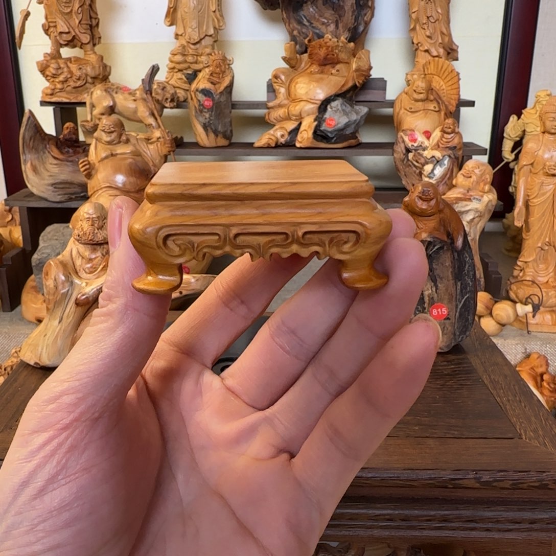 崖柏小木匠艺雕一物一拍