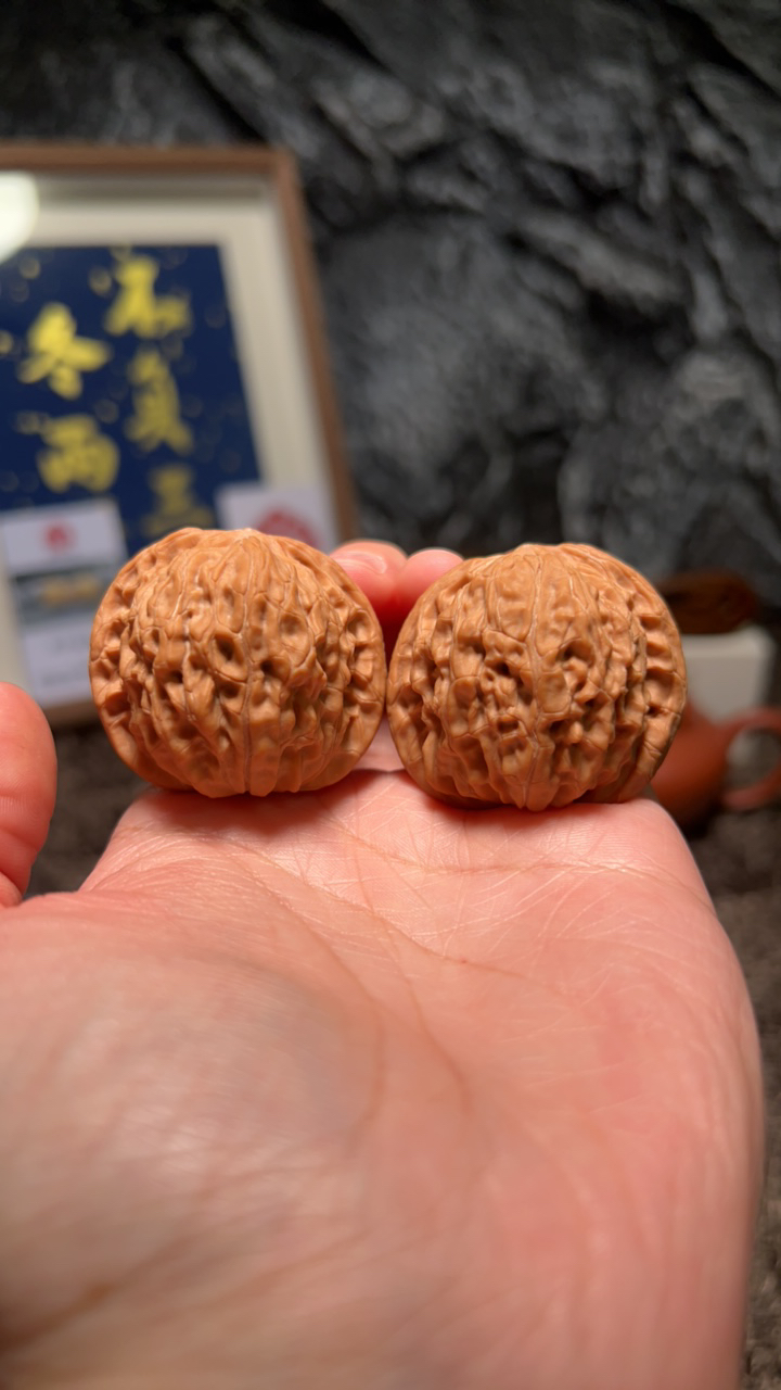 文玩核桃 房山磨盘 6925 号39尺寸