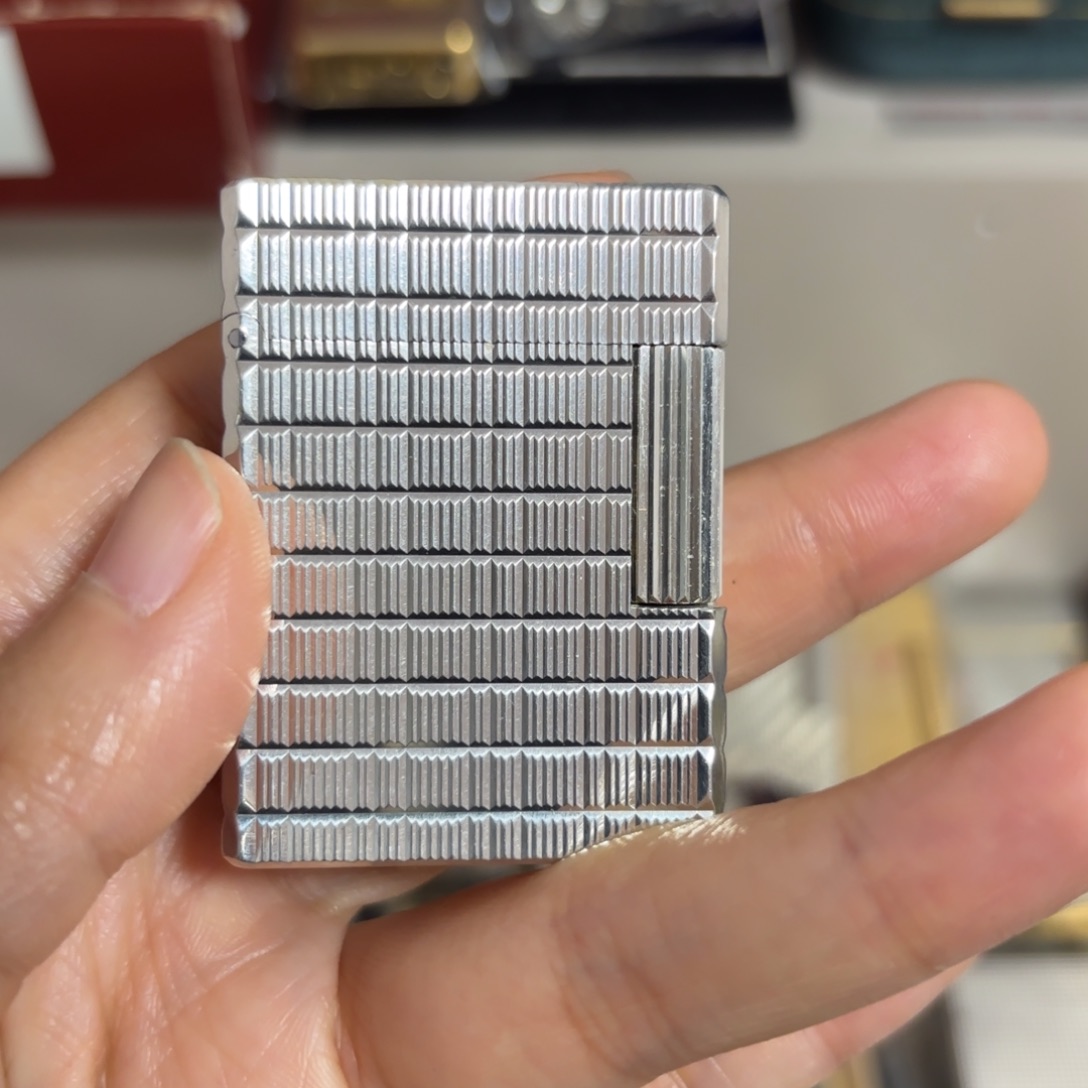 都登卡中古打火机