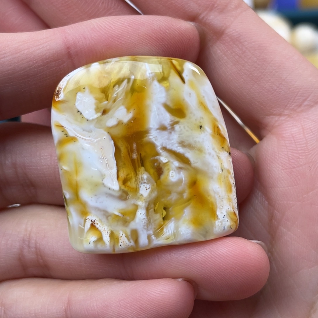 蜜蜡未镶嵌珠宝奇石微瑕