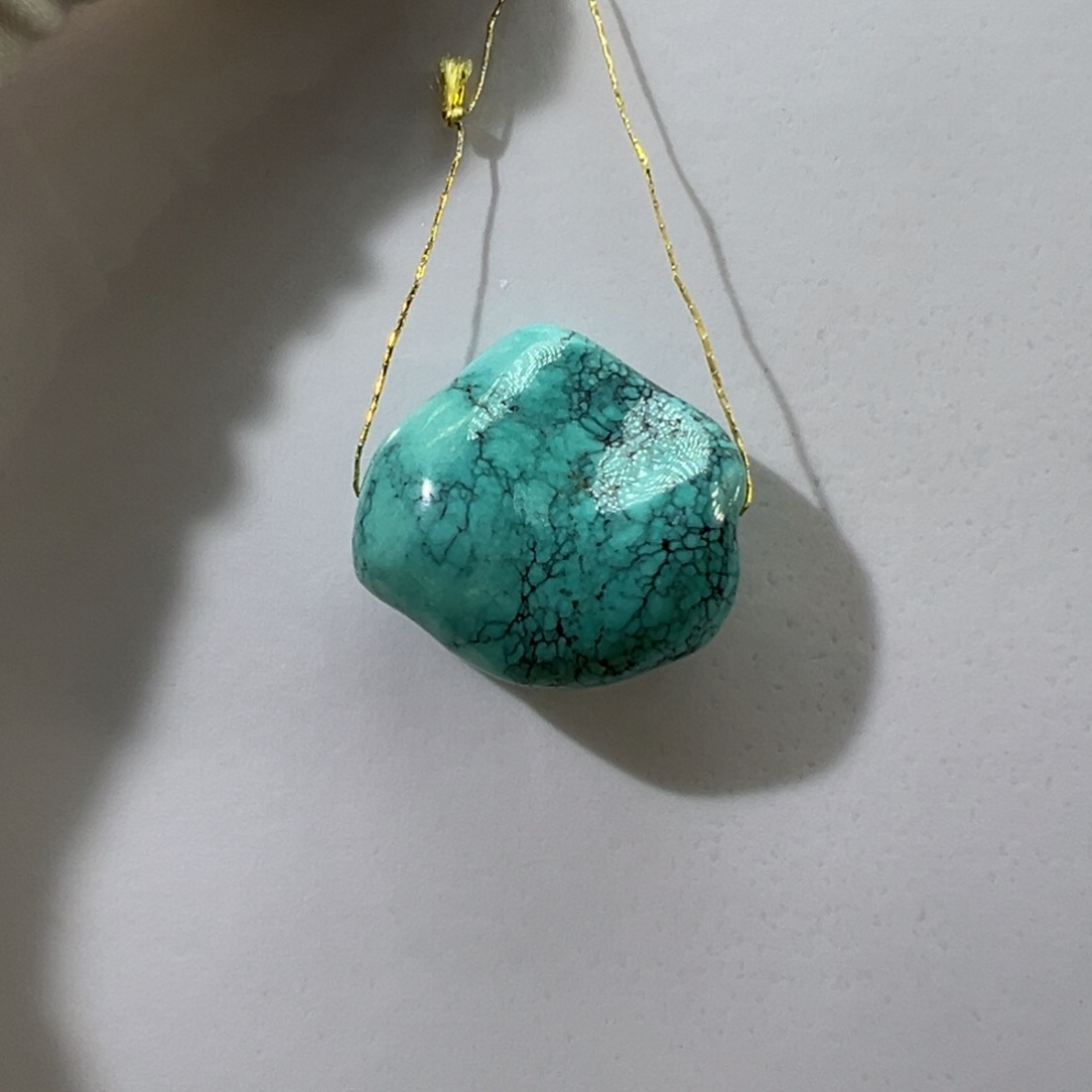 绿松石未镶嵌挂件