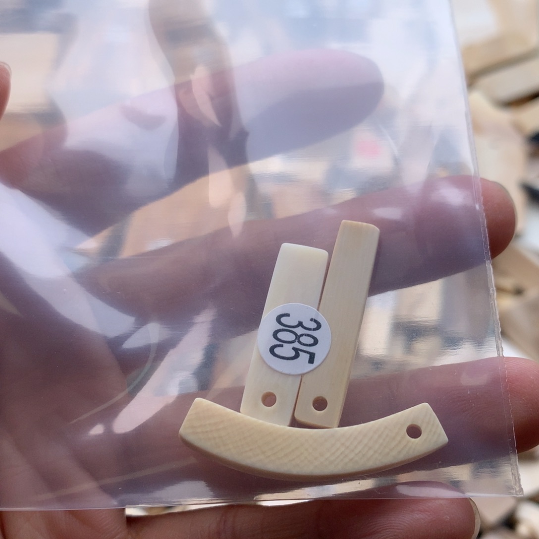 泥塑不打孔联系客服