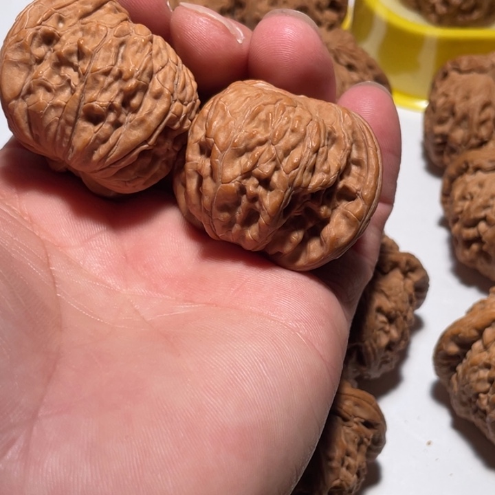 修***行文玩核桃把件核桃