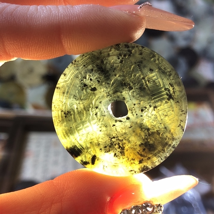 岫玉岫玉挂件未镶嵌