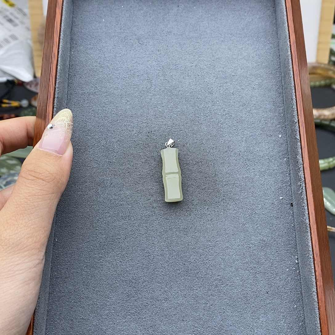 和田玉吊坠(不含链)银S925镶嵌