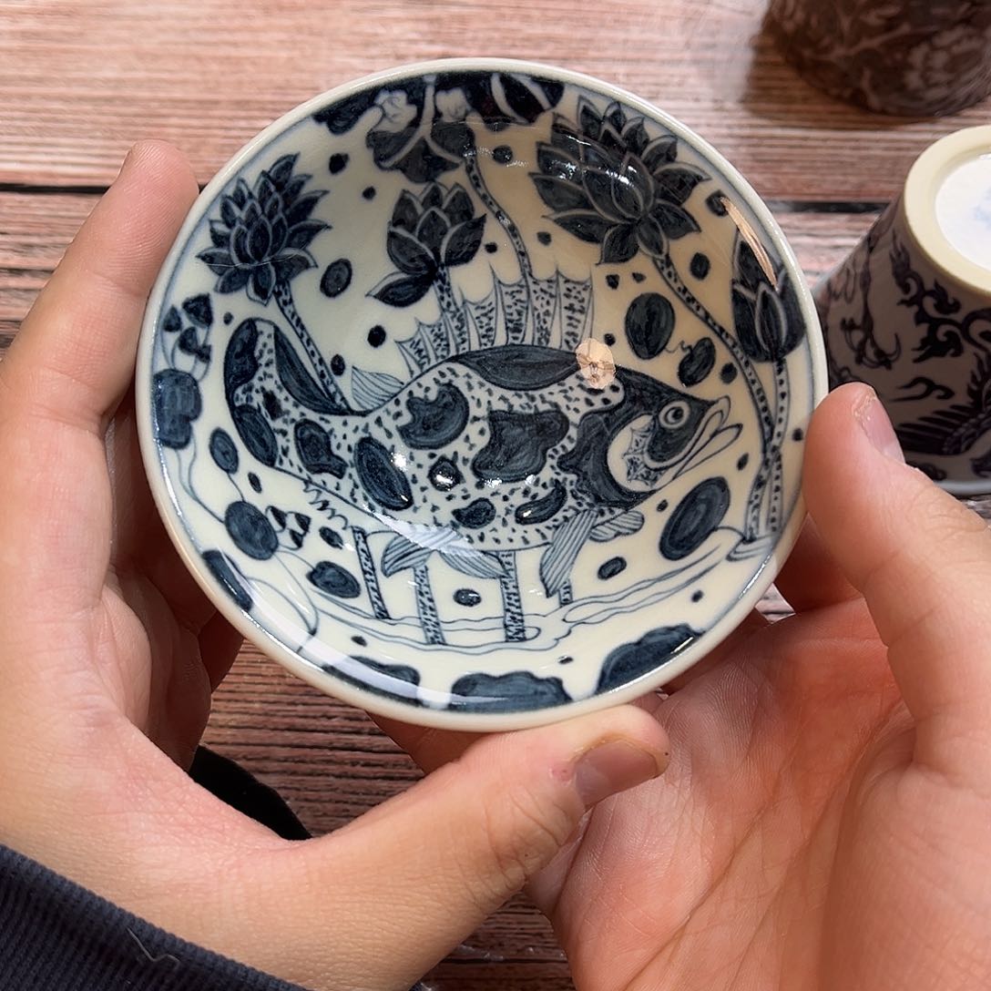 全品二号釉鱼藻普洱杯