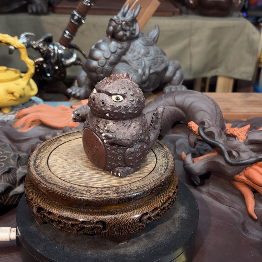 紫砂茶壶两***?紫砂壶收藏鉴赏辞典作者