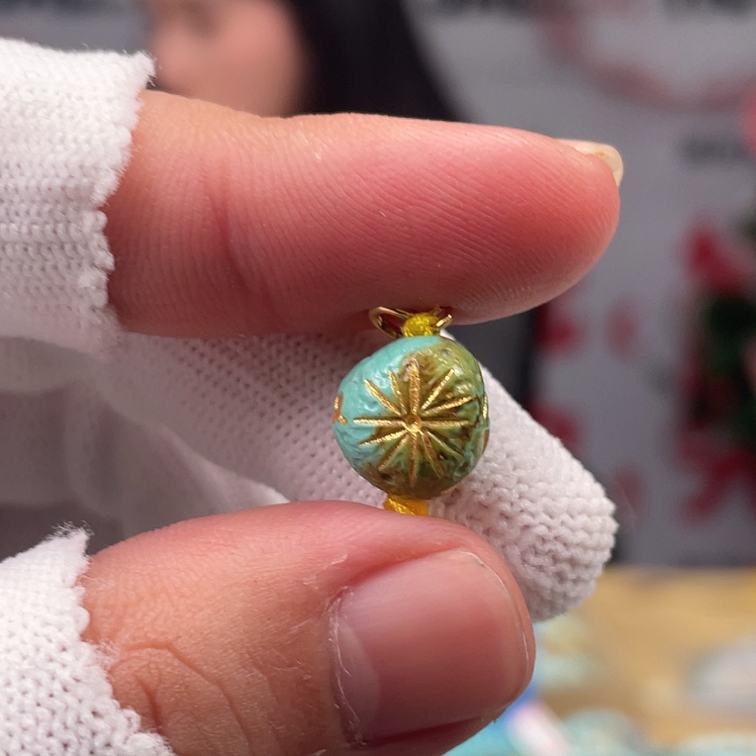 绿松石未镶嵌挂件