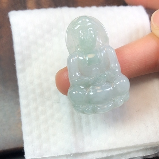 翡翠未镶嵌颈饰缅甸A货，每天下午1点半开播