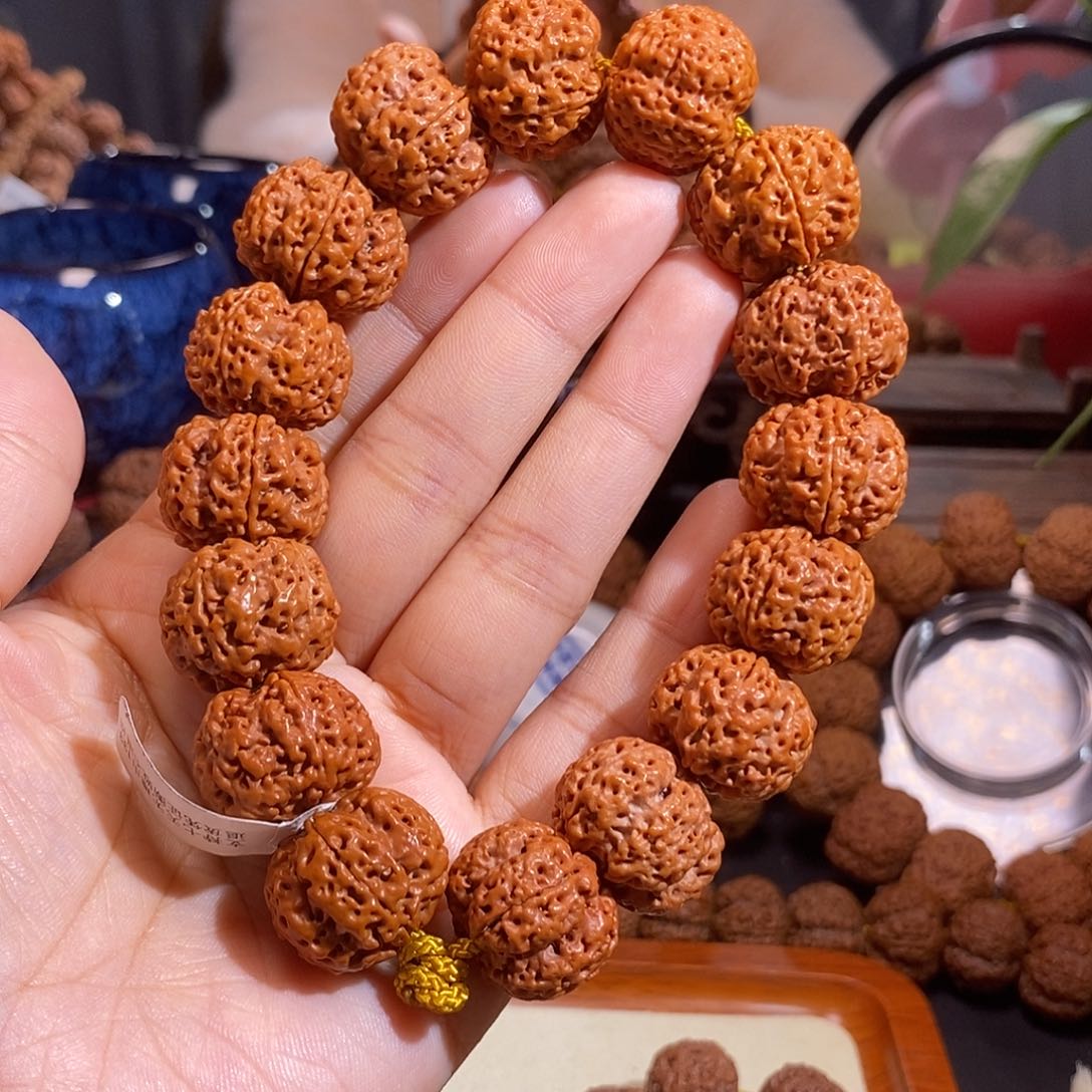 金刚菩提手串满天星蜂王20mm